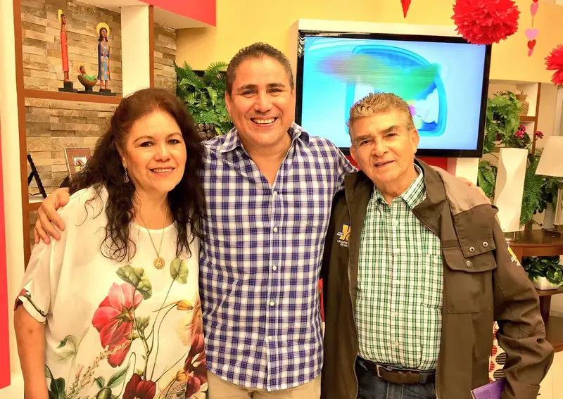 Don Otto y Doña Georgina visitan la Revista “Viva La Vida”