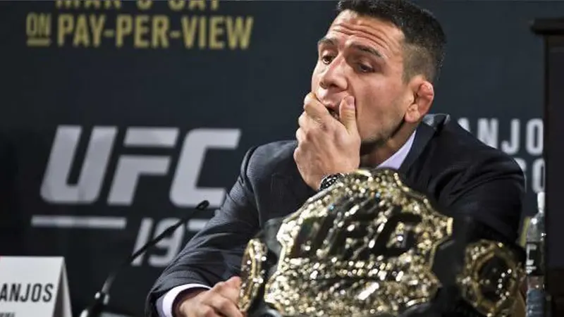 Rafael Dos Anjos, ¿Lesionado?