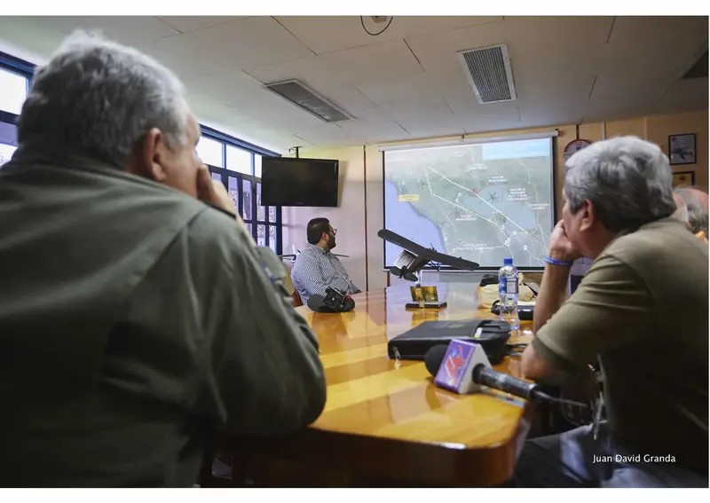 Fotos: El cineasta y Explorador Sam Cossman en su recorrido por la Ruta de los Volcanes