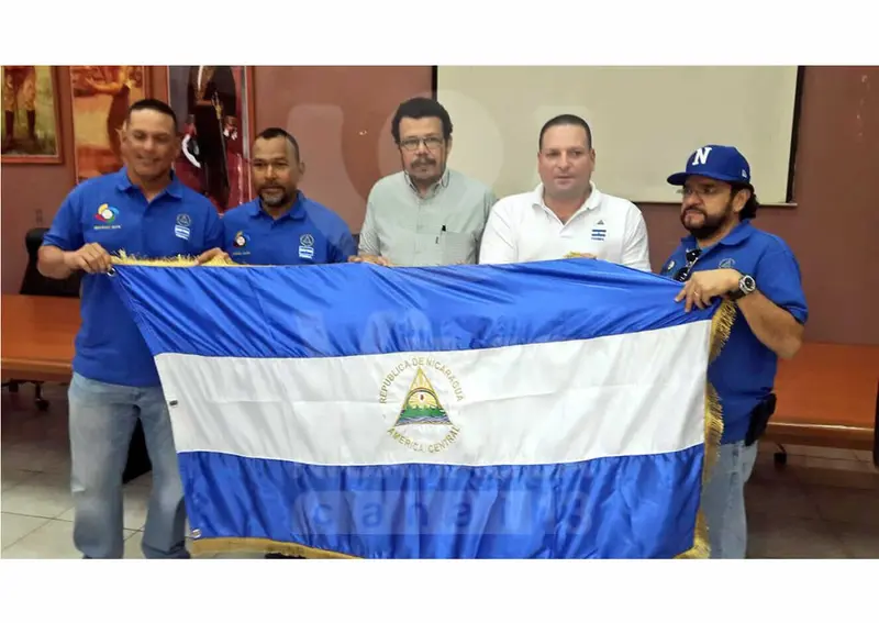 Abanderan a la Selección Nacional de Béisbol