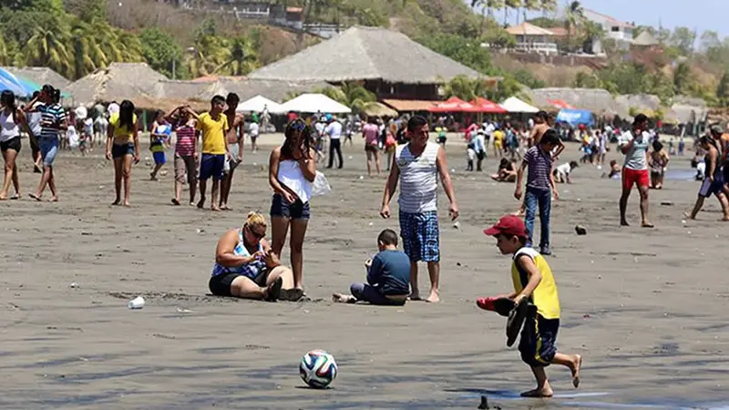 No cobro a veraneantes y vendedores en balnearios del país