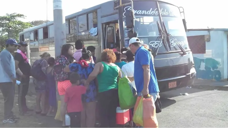 Gobierno garantiza transporte y seguridad en paseos familiares