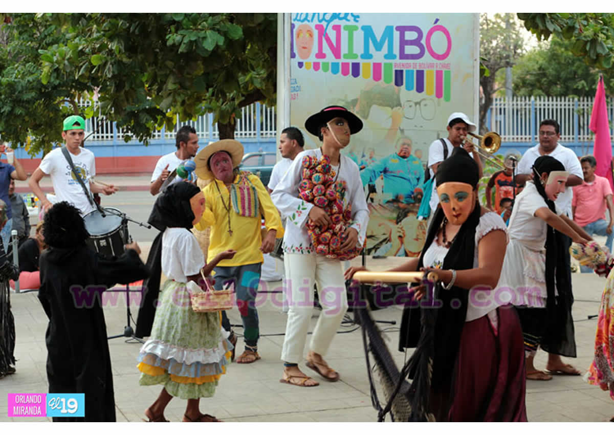 Cultura, gastronomía y diversión en Avenida de Bolívar a Chávez