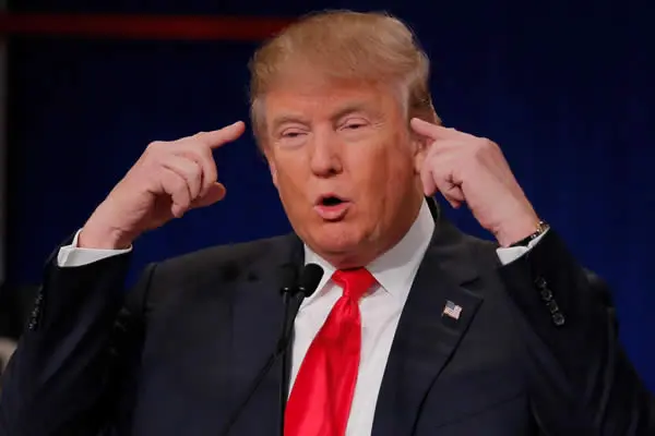 Crece demanda por retiro de la estrella de Donald Trump de Hollywood
