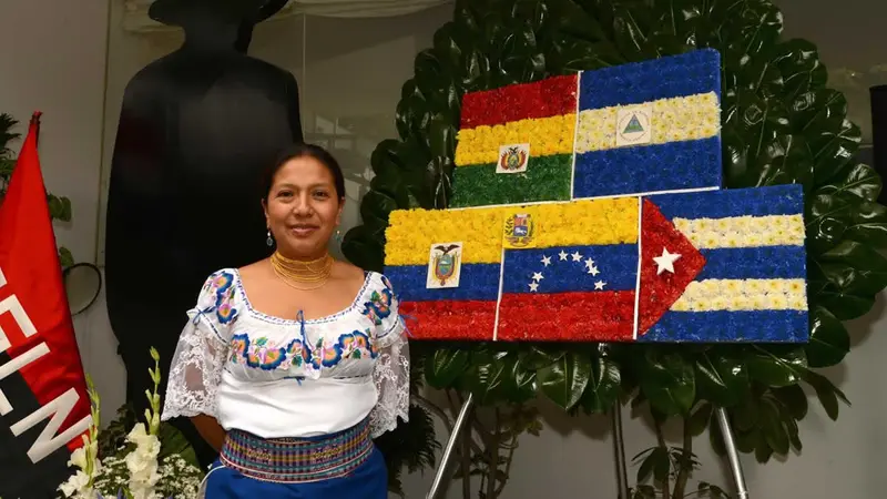 Flores para el General de Hombres y Mujeres Libres en el Perú
