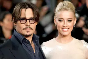 Amber Heard denuncia a Johnny Depp por violencia doméstica