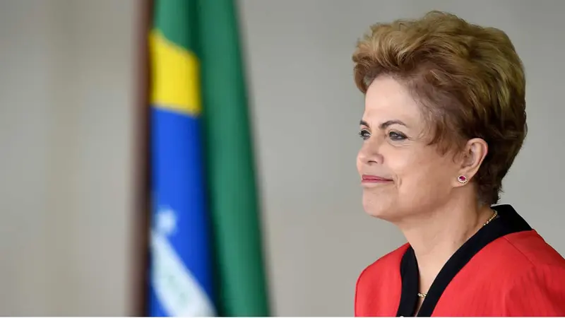Dilma Rousseff: El golpe es una farsa jurídica y política