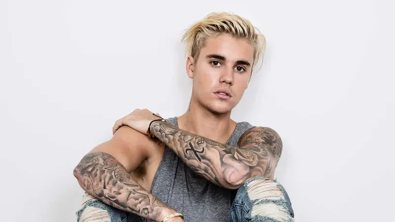 Un hombre demanda a Justin Bieber por 100 mil dólares