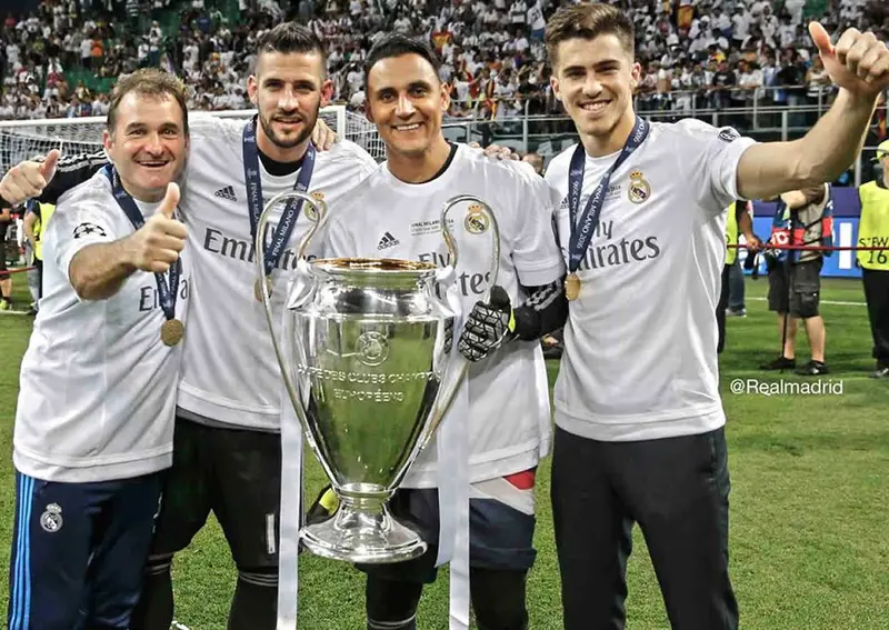KEYLOR NAVAS EL MEJOR DE CENTROAMERICA
