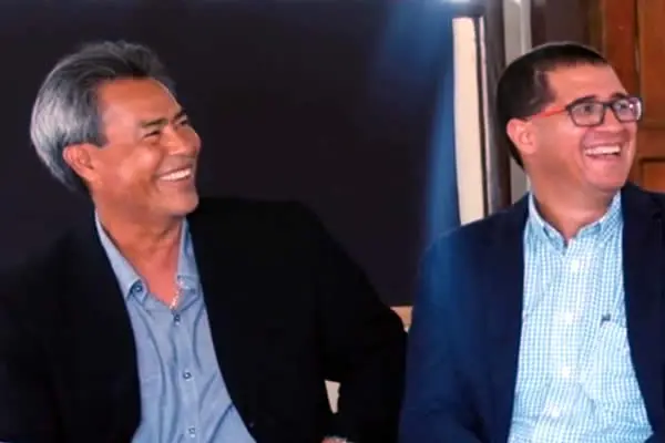Dennis Martínez continúa motivando a la juventud