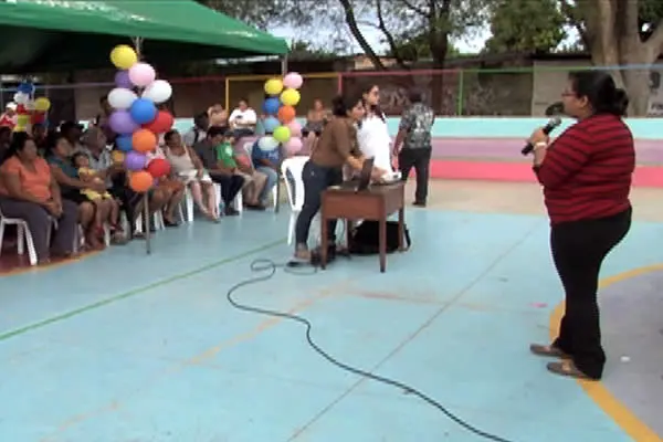 Avanza remodelación de parques y espacios públicos