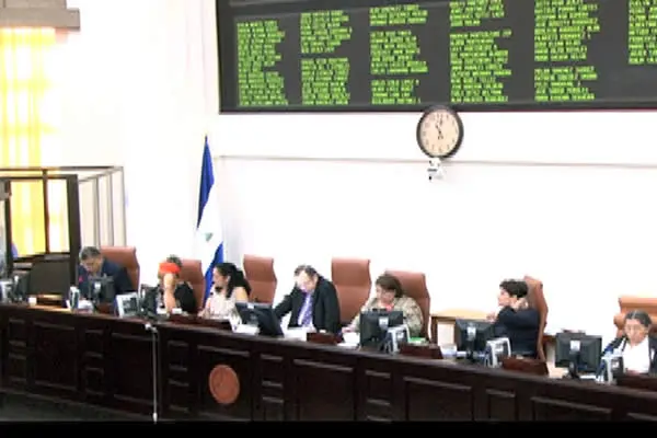 Asamblea Nacional realiza sesión especial en ocasión del Día de las Madres
