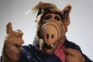 Muere Michu Meszaros, el actor que interpretó a Alf