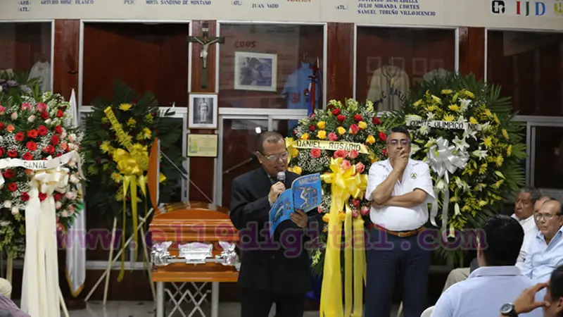 Rinden Guardia de Honor a Noel Areas, "Maestro de los Managers nicaragüenses"