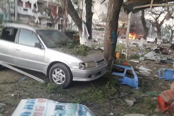 Terroristas de Al Shabab atacan el Hotel Ambassador en la capital de Somalia