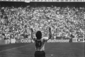 Hace 30 años de los inmortales goles de Maradona
