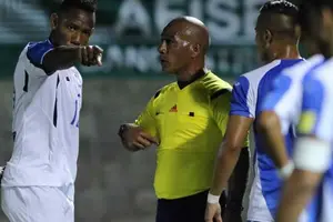 Oscar Dávila dirigirá el partido de vuelta de la Finalisima