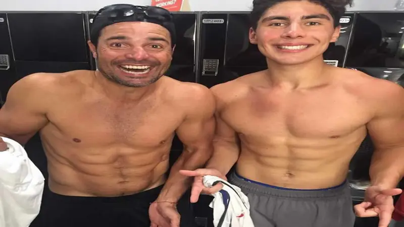 Hijo de Chayanne estremece las redes con foto