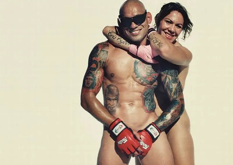 El campeón de UFC Conor Mcgregor posará desnudo 