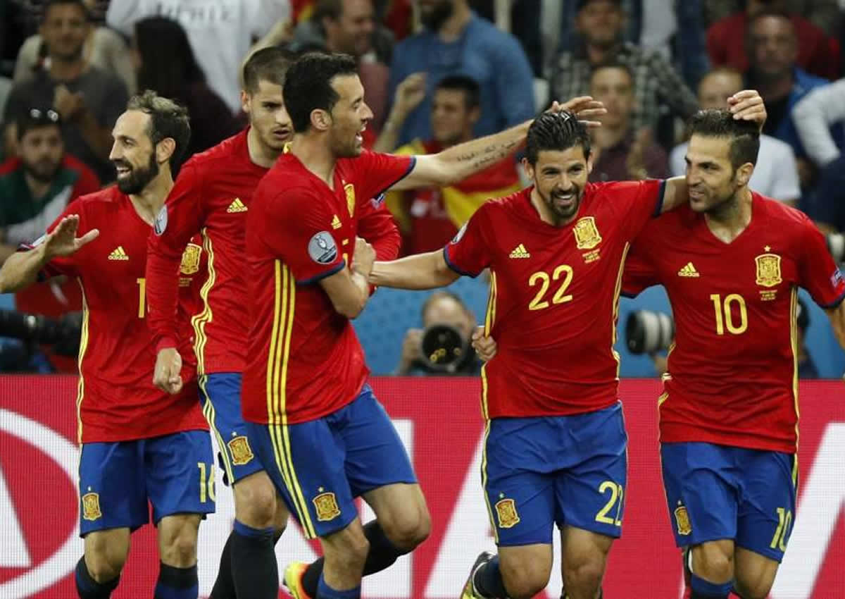 España goleó con doblete de Morata 3-0 a Turquía