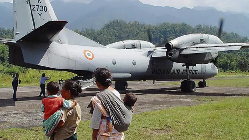 Desaparece avión de la Fuerza Aérea de India con 29 personas a bordo
