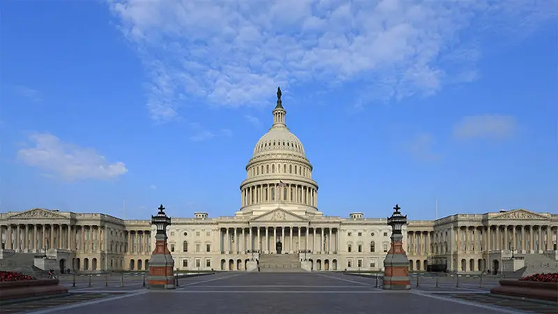 EE.UU.: Evacuan una parte del Capitolio en Washington por un paquete sospechoso