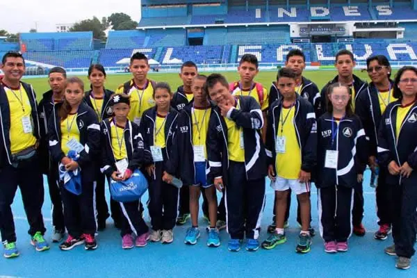 Deportistas nacionales con discapacidad alcanzaron 21 medallas en El Salvador