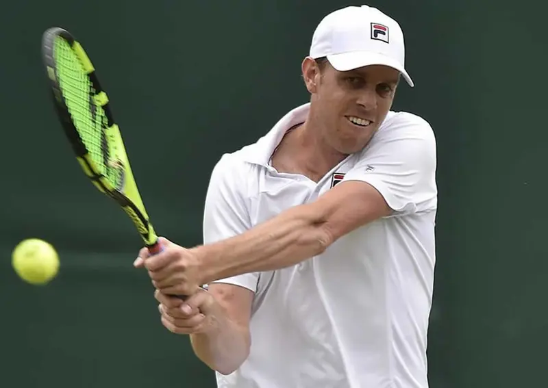 Djokovic es momentáneamente salvado por la lluvia en Wimbledon