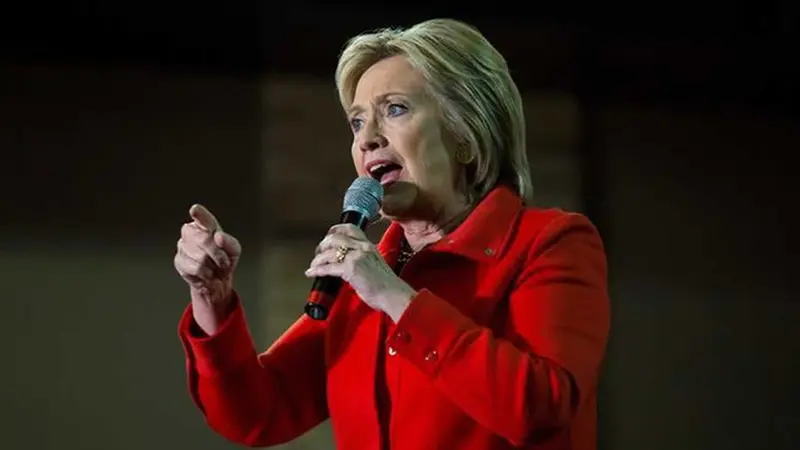 El FBI no recomienda presentar cargos contra Hillary Clinton
