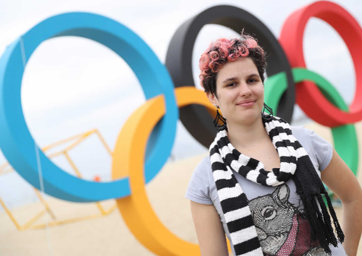 Los anillos Olímpicos ya están listos en la playa de Copacabana