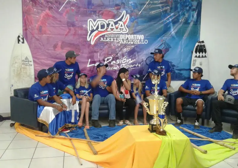 Selección de Surf Pinolera lista para sus segundos ISA World Surfing Games