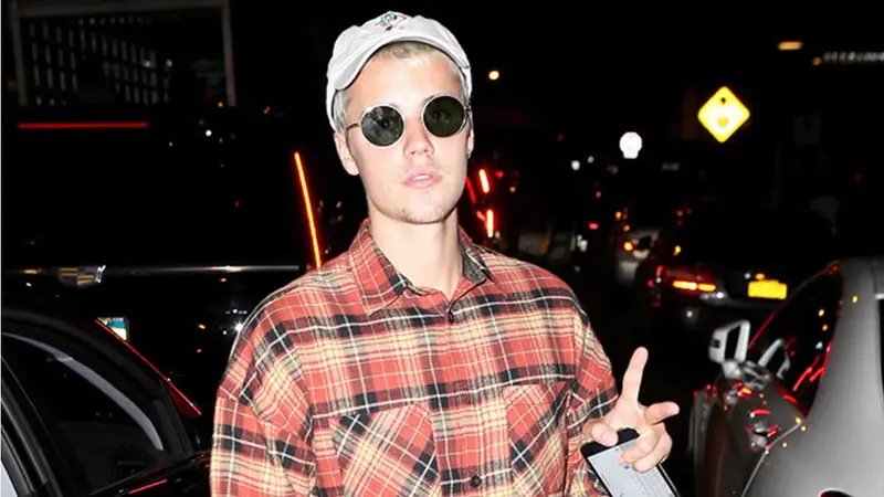 Justin Bieber en guerra con sus vecinos nuevamente