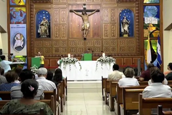 Celebran Misa de Primer Aniversario del Cantautor Jorge Isaac Carballo