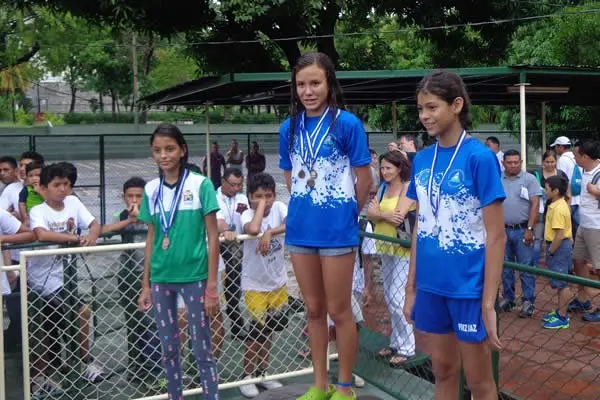 Novatos dejan buena impresión en Campeonato Nacional de Natación