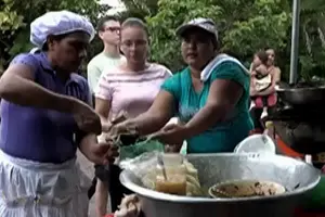 Familias del Reparto “Venceremos”, en León, participan en Feria Familiar