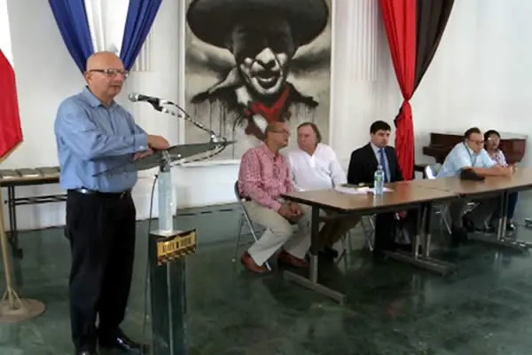 Presentan nueva edición del Libro A. De Gilbert, de Rubén Darío