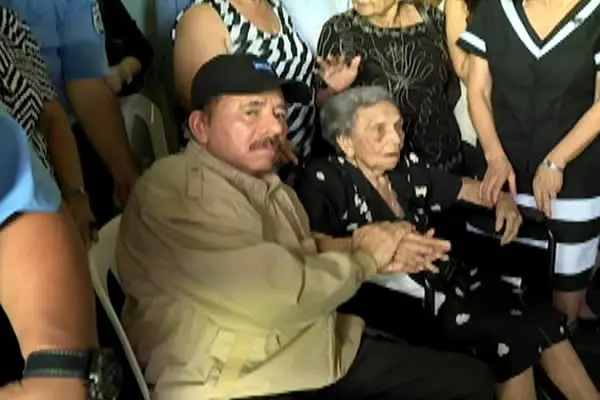Daniel y Rosario se despidieron del Compañero René Núñez Téllez