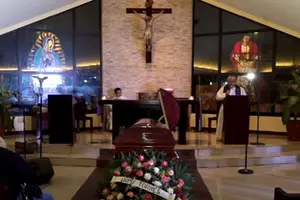 Familiares y amigos le dicen “Hasta pronto” a Valentín Castillo