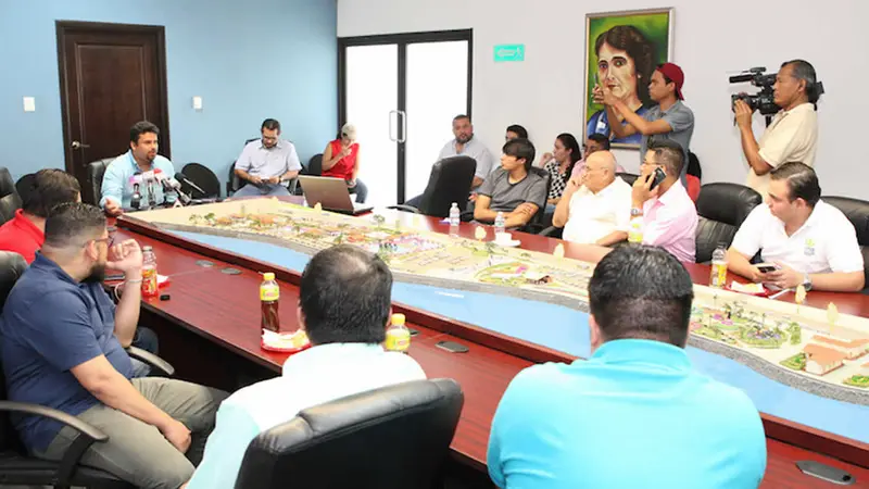 Compañera Rosario destaca visita de Denis Martínez a la construcción del nuevo Estadio Nacional de Béisbol