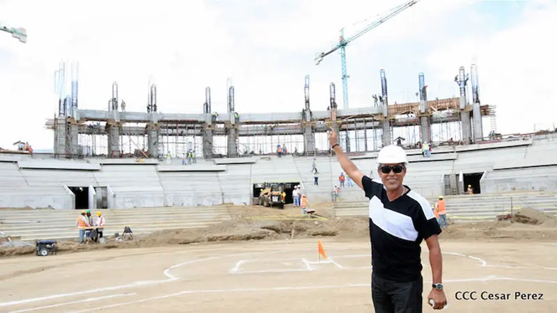Compañera Rosario destaca visita de Denis Martínez a la construcción del nuevo Estadio Nacional de Béisbol