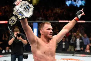 UFC 203 El campeón Stipe Miocic defiende su titulo noqueando a Alistair Overeem