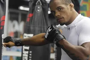 La historia del brasileño Alan Nuguette que paso de ser indigente a peleador de UFC
