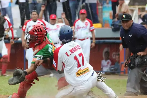 Con refuerzos y todo arrancan los 4tos de final del Pomares 2016