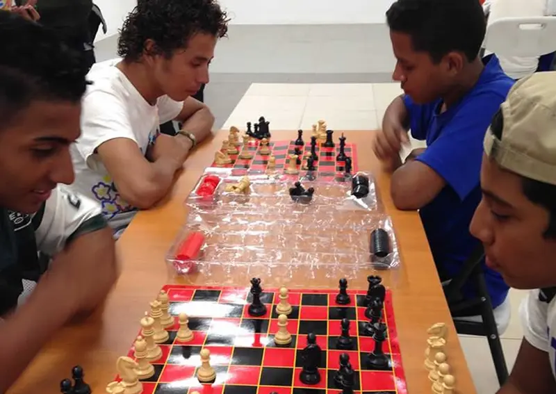 MDAA organizó torneo de tablero, ajedrez y dominó en el Parque Japonés
