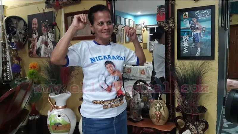 Madre del Chocolatito: "Mi hijo traerá esa cuarta corona"