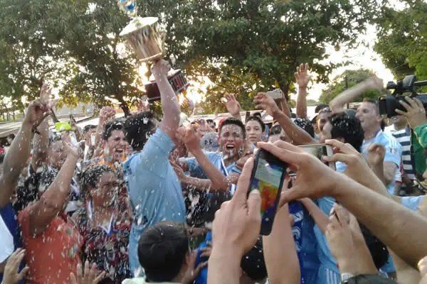 Los Cheyennes nuevos campeones del fútbol sala de primera división