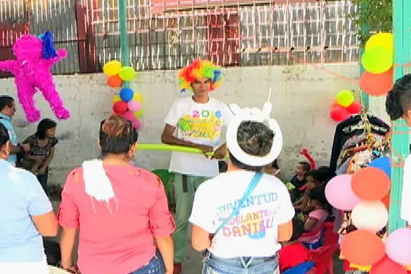 Promotoría Solidaria lleva alegría a niños de Centro Evangelístico Asambleas de Díos