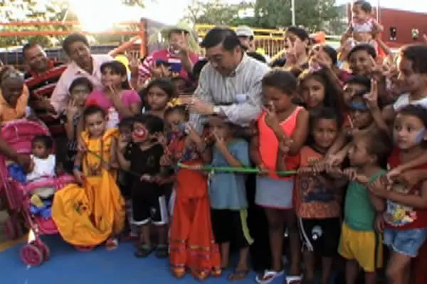 Inauguran restauración del Parque Comunitario “Georgino Andrade”