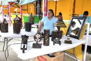 Parque Nacional de Ferias proyecta artesanías a base de Bambú y Madera de Balsa