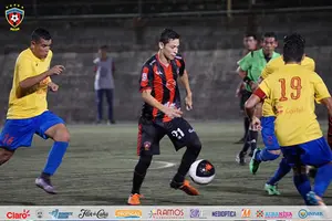 Walter Ferretti arranca con victoria en las semis del Torneo Apertura
